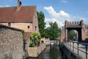 Belgien Brügge Begijnhof Minnewater