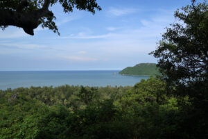 Phraya Nakhon Hoehle Aussicht beim Aufstieg