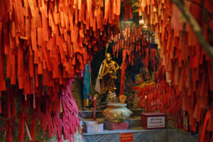 Koh Si Chang, Chao Por Khao Yai Shrine