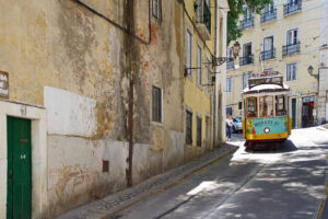 Lissabon Straßenbahn Tram Linie 28