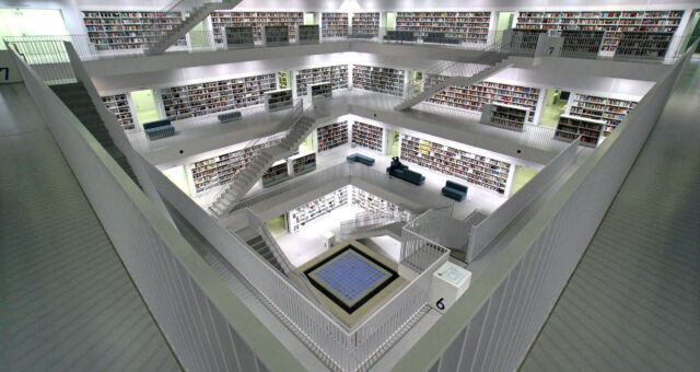 Baden-Württemberg / Stuttgart Bibliothek